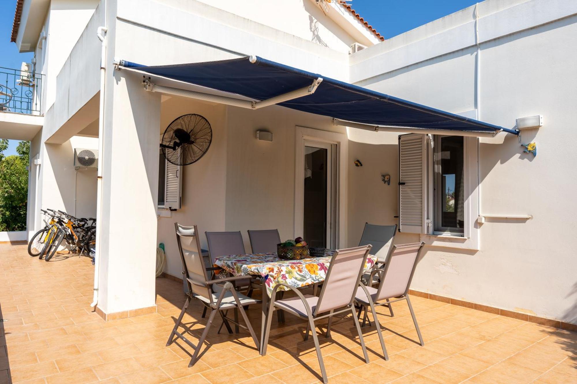 Beautiful Summer Villa In Chalkoutsi Khalkoutsion Extérieur photo